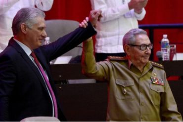¡LE MOSTRAMOS! Raúl Castro reapareció en una reunión del Partido Comunista tras masivas protestas contra el régimen de Cuba
