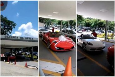 ¡QUÉ TAL! El lujoso Ferrari con un lazo de regalo que habría sido visto en la Clínica El Ávila y que generó revuelo en redes: “Típico de las narconovelas” (+Video)