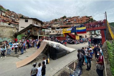 ¡VÉALA! Así fue la impresionante exhibición de BMX que hizo Daniel Dhers en la Cota 905 durante una actividad deportiva con la comunidad (+Video)