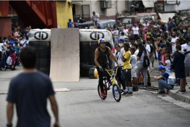 ¡GESTO OLÍMPICO! Daniel Dhers convocó a ciclistas y realizó un recorrido por Caracas este #22Ago (+Fotos +Videos)