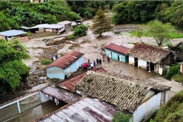 ¡ÚLTIMA HORA! Maduro ofreció balance sobre las fuertes lluvias 85 municipios del país: hay 13 fallecidos, 6 desaparecidos y 9.322 familias afectadas (+Video)