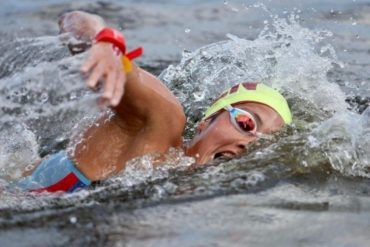 ¡LE CONTAMOS! “Es una dura”: en redes celebran participación de la nadadora venezolana Paola Pérez tras completar los 10k en aguas abiertas en 2 horas y 5 minutos