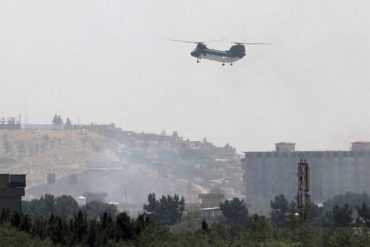 ¡ENTÉRESE! EEUU pidió a sus ciudadanos evitar el aeropuerto de Kabul por “potenciales amenazas a la seguridad”