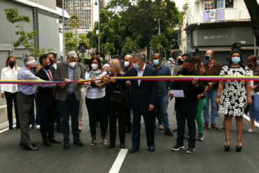 ¡IRONÍAS SOCIALISTAS! En pleno apagón, el régimen cambiaba el nombre de una avenida en Caracas por José Vicente Rangel