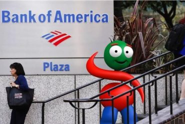 ¡LE DECIMOS! Banesco sustituyó a su mascota “Baneskín” y generó controversia: “Está trabajando en Bank of America después de cruzar el río hace un año” (+reacciones)