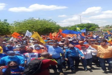 ¡LE DECIMOS! Manuel Rosales oficializó su candidatura a gobernación del Zulia con marcha al CNE (+Fotos)