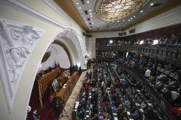 ¡PURO SHOW! Asamblea Nacional chavista declaró la “invalidez” del acuerdo en el que opositores no reconocieron a Maduro como presidente en 2018