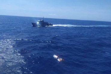 ¡SEPA! Padre de desaparecido en la lancha que naufragó rumbo a la isla La Tortuga aclara que son 5 las personas que faltan por rescatar