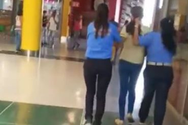 ¡ENTÉRESE! Imputarán a vigilantes del centro comercial Metrópolis por golpear y expulsar a una joven que se montó a bailar en una tarima (+Videos)