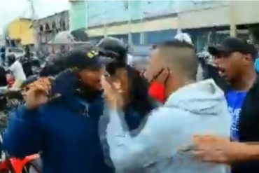 ¡VEA! Presuntos colectivos atacaron con bombas lacrimógenas una caminata de Manuel Rosales en Zulia (+Video)