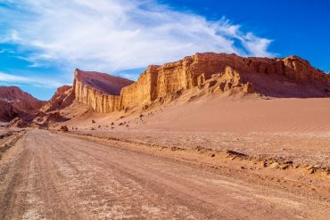 ¡DESGARRADOR! Huyen de la grave crisis humanitaria causada por el chavismo: venezolanos errantes buscan refugio a través del desierto de Atacama