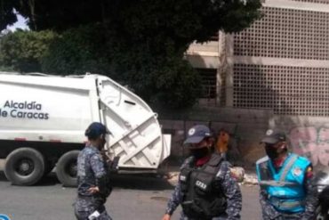 ¡DE TERROR! Trabajadores de la Alcaldía de Caracas hallaron el cuerpo de una mujer cuando se disponían a recoger la basura de un contenedor