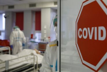 ¡LE CONTAMOS! Murió hombre que asistió a una “coronaparty” organizada para infectarse con covid-19 y obtener el pase sanitario