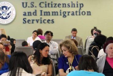 ¡LE CONTAMOS! Solicitante de asilo venezolana en EEUU demandó al servicio de inmigración por demoras “extremas e irrazonables” (se quedó sin permiso de trabajo por retrasos)