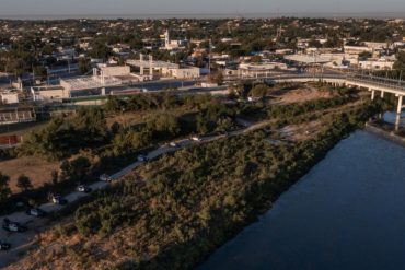 ¡SEPA! Más de un centenar de inmigrantes venezolanos fueron interceptados este lunes por la patrulla fronteriza en Texas