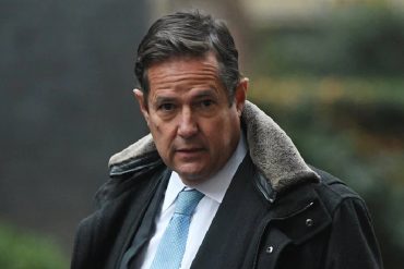 ¡SÉPALO! Dimite el presidente del banco británico Barclays por sus vínculos con Jeffrey Epstein