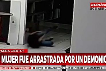 ¡VEA! Captan a una mujer que fue arrastrada por un “fantasma” mientras estaba en su trabajo (+Video)