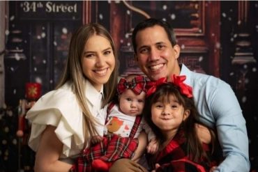 ¡POLÉMICO! «En unión familiar»: el mensaje en la foto navideña de Guaidó y su familia que desató una ola de comentarios en redes (+Reacciones)