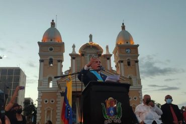 ¡EN SU CARA! “El cambio no será fácil, necesita tiempo”: Manuel Rosales tomó posesión como gobernador de Zulia tras derrotar al chavista Omar Prieto (+Video)