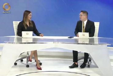 ¡AH, CARAMBA! “Ojalá pudiera despertar contigo”: El inapropiado comentario que hizo un ancla de Globovisión a su compañera en vivo (+Video)