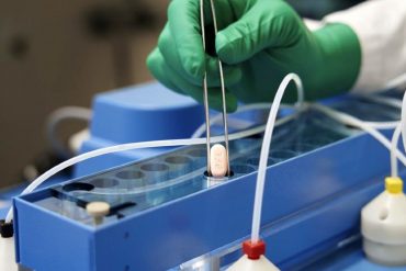 ¡DE INTERÉS! Paxlovid, la pastilla de Pfizer que se convierte en el primer tratamiento contra el COVID-19 para ser usado en el hogar autorizado en EEUU
