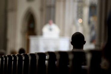 ¡TERRIBLE! Un niño sufrió abusos sexuales a manos de un sacerdote durante 10 años