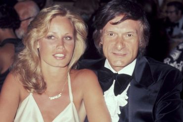 ¡REVELADOR! Ex conejita de Playboy relató cómo descubrió a Hugh Hefner teniendo relaciones con su perro