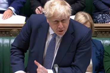 ¡ATENCIÓN! Boris Johnson ofrece a Ucrania 120 blindados y misiles antibuque