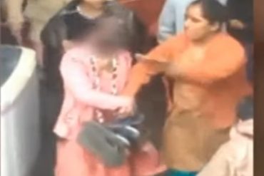 ¡ATROZ! Una joven en la India fue víctima de violación grupal y humillada por rechazar a un hombre