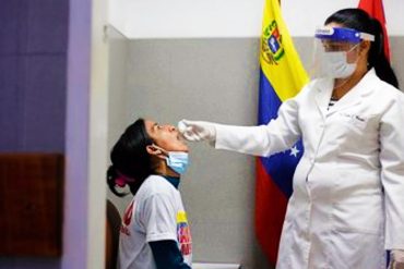 ¡UN LUJO! Un venezolano debe disponer de 25$  a 100$ para pagar una prueba de diagnóstico del coronavirus