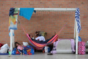 Los obstáculos que deben atravesar los migrantes venezolanos para sobrevivir en Colombia