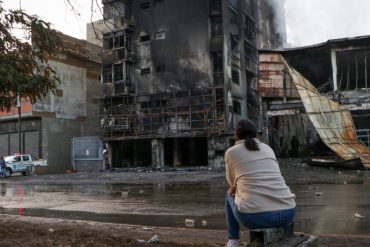¡TERRIBLE! Vecina del Cine Cittá perdió su apartamento en incendio: «Es muy doloroso sentir que has perdido el trabajo de toda tu vida»