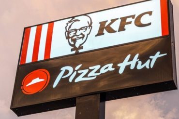 ¡LE CONTAMOS! KFC y Pizza Hut suspenden sus operaciones en Rusia como respuesta a la invasión a Ucrania