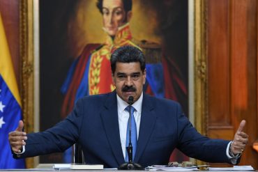 ¿LE CREEN? Maduro prometió acabar con las mafias en los hospitales y gasolineras del país “se disfracen como se disfracen”