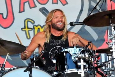 ¡TERRIBLE! Murió Taylor Hawkins, baterista de Foo Fighters, durante gira por Colombia