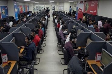 ¡INACEPTABLE! Gritos, insultos, groserías y violencia: Graban el trato humillante del dueño de un call center en Colombia a sus empleadas (+Video)