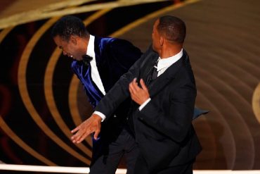 ¡ENTÉRESE! Will Smith abofeteó a Chris Rock por hacer un chiste sobre su esposa en la gala de los Oscar  (+Video)