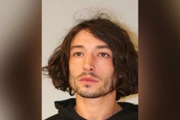 ¡ENTÉRESE! Ezra Miller, actor de ‘The Flash’, fue detenido nuevamente en Hawái, esta vez por lanzarle una silla a una mujer