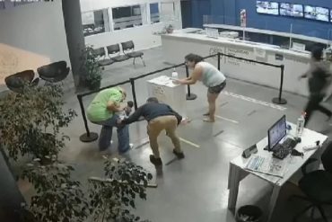 ¡HEROICO! Video capta cómo una enfermera le salvó la vida a un bebé que llegó sin respirar a la emergencia de un centro de salud