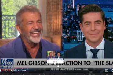 ¡SE LO MOSTRAMOS! El gesto de Mel Gibson en una entrevista cuando le preguntaron sobre la cachetada de Will Smith a Chris Rock (+Video)