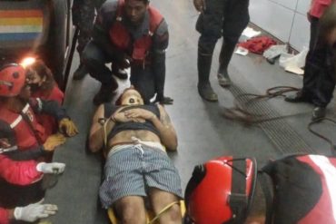 ¡QUÉ BUENO! Hombre cayó de forma accidental en rieles del Metro de Caracas: Fue rescatado con vida (+Imágenes) ¡QUÉ BUENO! Hombre cayó de forma accidental en rieles del Metro de Caracas: Fue rescatado con vida (+Imágenes)