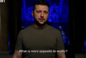 ¡SE LO MOSTRAMOS! “¿Qué es lo más contrario a la música?”: Zelensky sorprendió al mundo con mensaje en los Grammys 2022 (+Video)