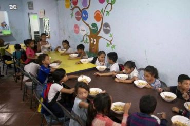 ¡OÍDO! Programa Mundial de Alimentos extenderá comidas escolares a 4 estados de Venezuela