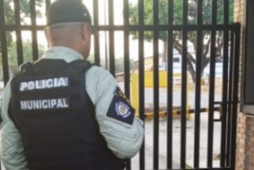 ¡LAMENTABLE! Mataron a hombre que se bajó a auxiliar a joven que caminaba por la autopista sur de Valencia tras salir de una fiesta