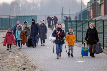 Acnur proyecta que el éxodo ucraniano subirá a 8,3 millones de refugiados a finales de 2022