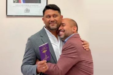 Migrantes venezolanos son la primera pareja LGBTIQ+ extranjera en contraer matrimonio en Chile