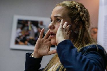 Difunden fotos de Lilian Tintori disfrutando de un día en la playa y generó grandes críticas: “No te olvides de las donaciones en los aeropuertos”