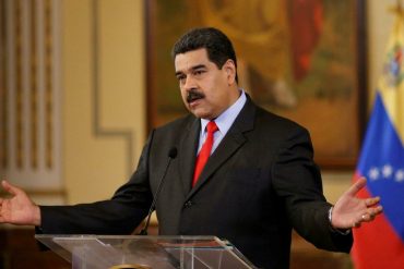 Maduro arribó a Argelia, segunda parada de su paseíto internacional