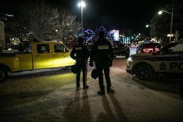 Policía canadiense mató a sospechoso armado con un rifle que se encontraba cerca de escuela primaria en Toronto