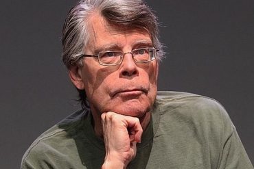 “La indignación de dos días en Twitter no es suficiente”: Stephen King llamó a los estadounidenses a votar por el control de armas tras tiroteo en primaria de Texas